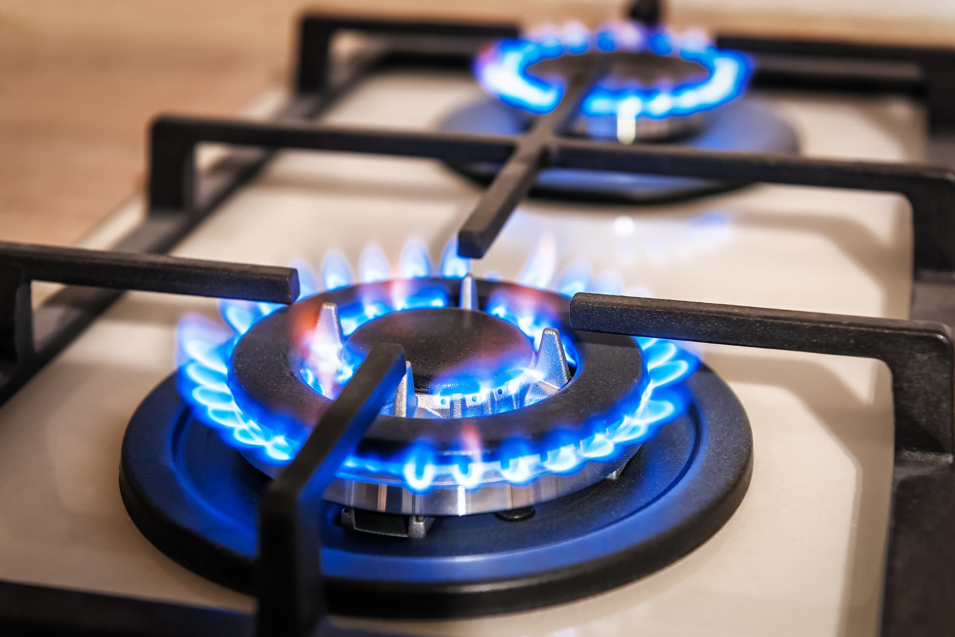 Gas burning cooker